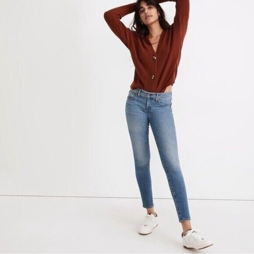 Madewell 8" Mid Rise Skinny Jeans in Maxine Wash Women's size 25P